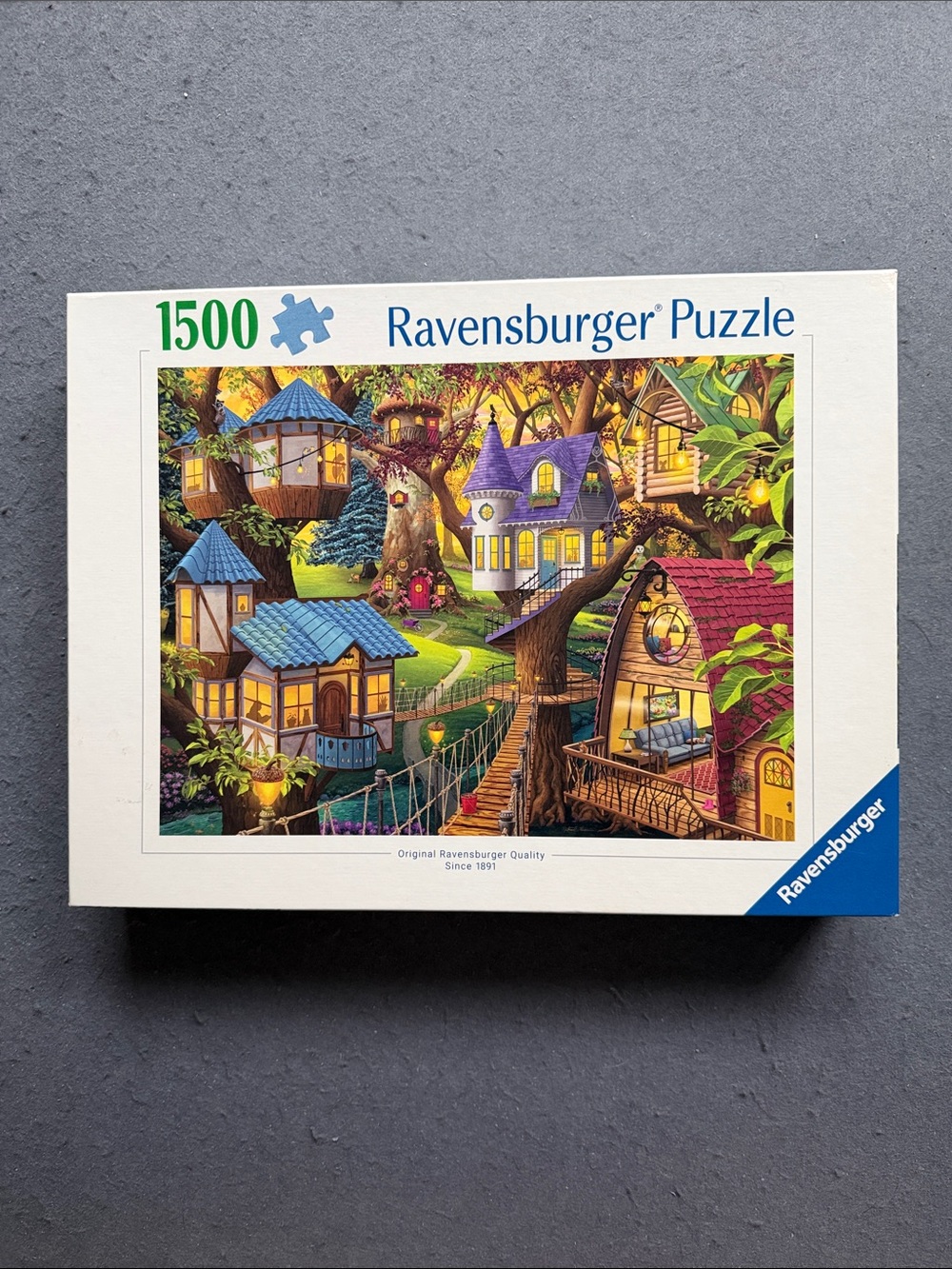 Ravensburger 1500 pc Twilight in the Treehouse Puzzle